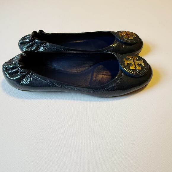 Tory Burch Reva Blue Leather Ballet Flats Gold Medallion Women's Size 7.5 - Picture 4 of 10